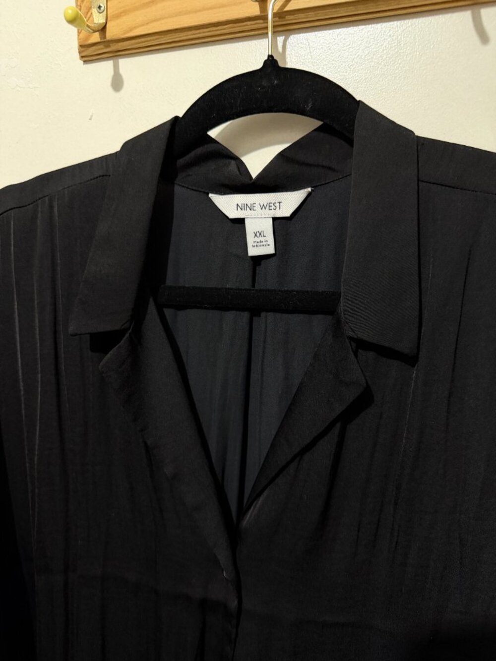 NWT Nine West Black Short Sleeve Camp Collar Blouse - XXL - Picture 3 of 8